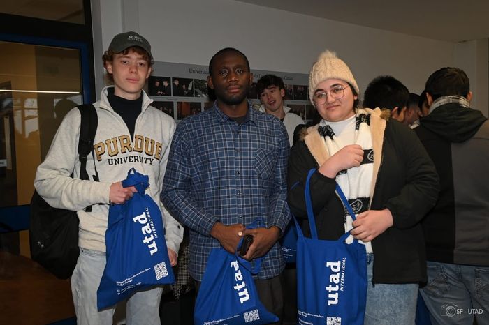 Receiving welcome bags on arrival at UTAD, 2026