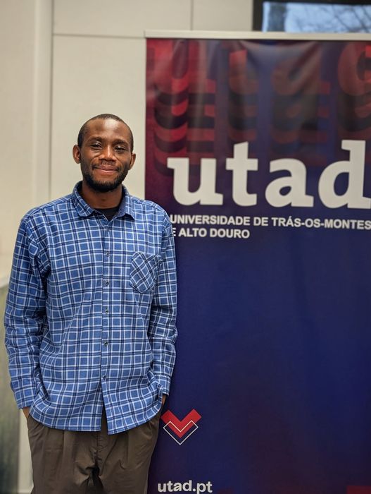 In front of the UTAD banner, 2026